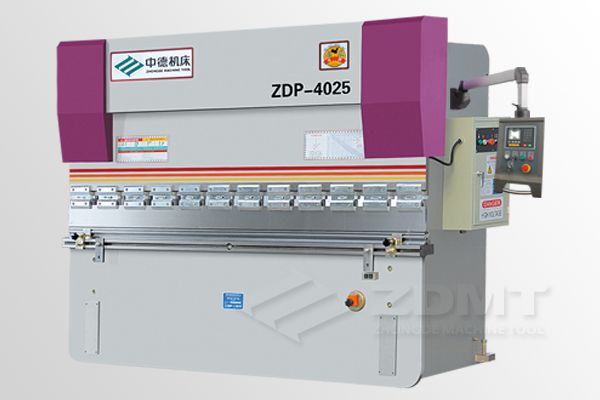 ZDP-4025.jpg ZDP-4025.jpg